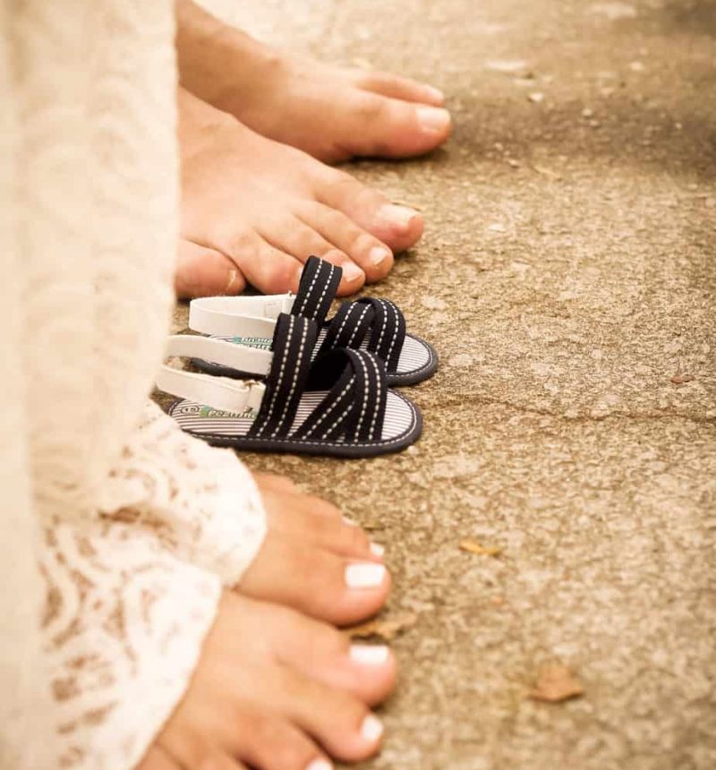 barefoot-people-1687821 barefoot-people-1687821